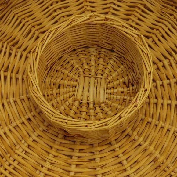 Wicker chip and dip serving basket - Picture 2 of 7